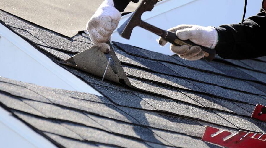 Professional residential roofers in Freistatt, MO